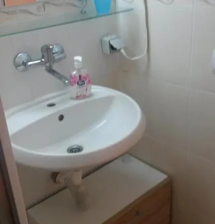 Sun ساني بيتش